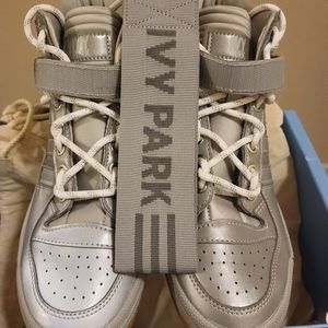 Ivy Park Silver Adidas Size 6.5 (I wear a 7.5 in women's and they fit perfectly)